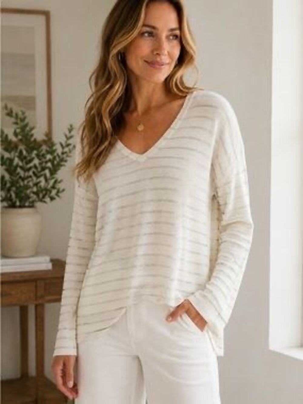 Lafayette 148 New York Sz XL Cream Silver Metallic Stripe VNeck Closet Basic